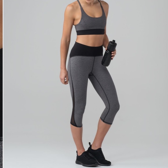 Lululemon Train Times Crop 17" Heathered Black 4 - Picture 4 of 12